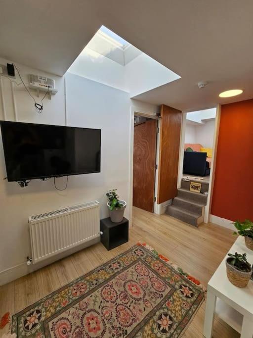 Ferienwohnung West Kensington Bright Flat London Exterior foto